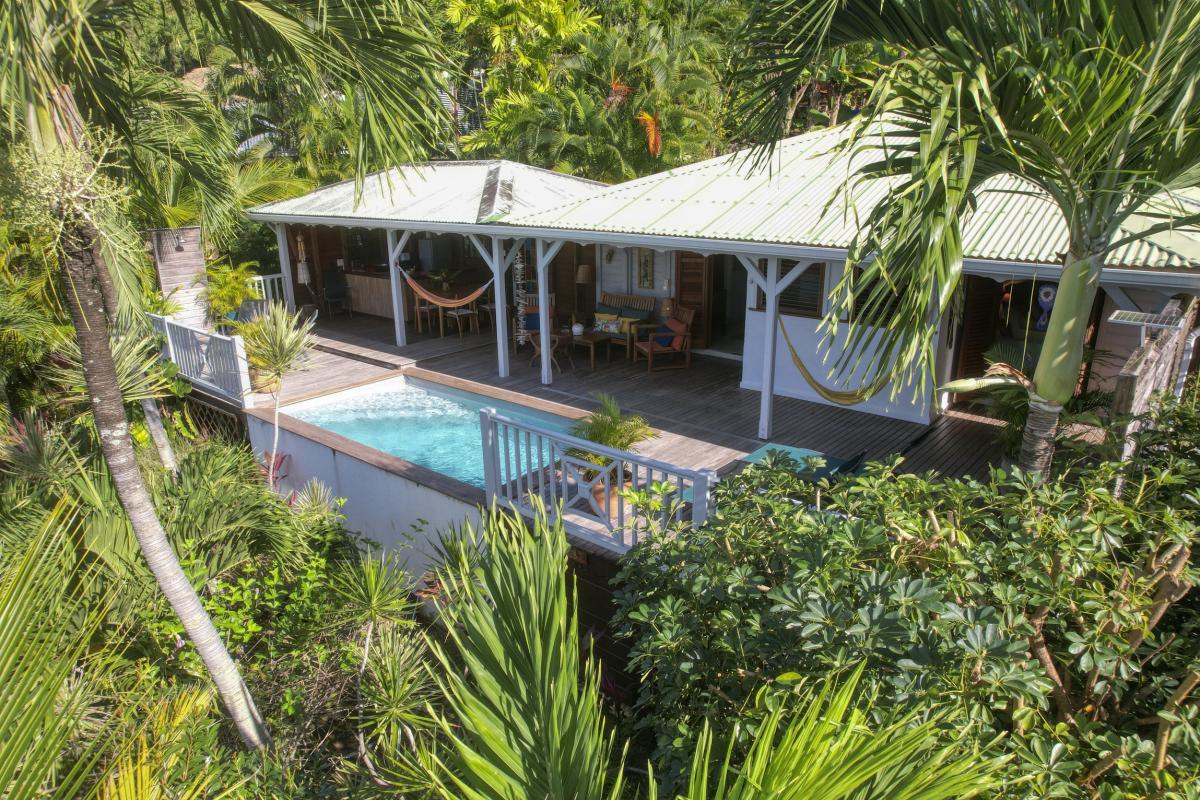 38.Location Villa piscine Deshaies Guadeloupe_Villa vue mer